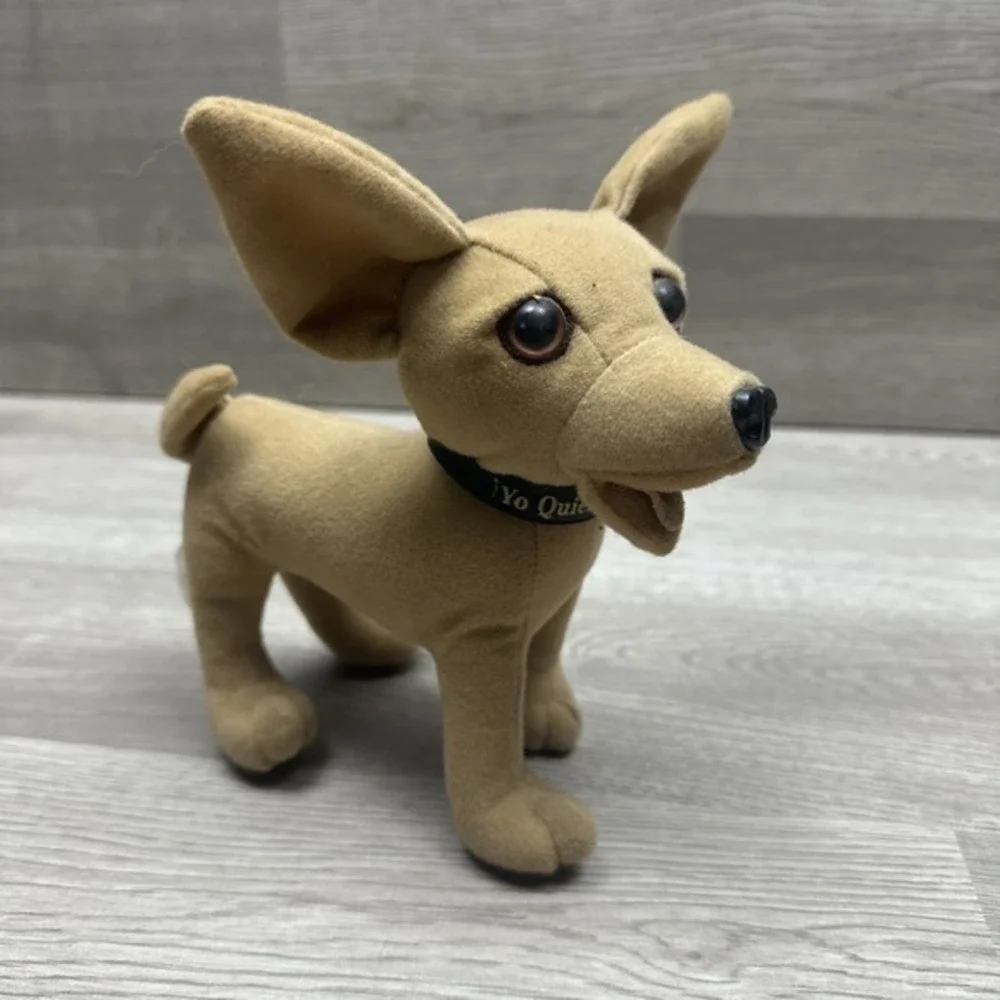 3 Vintage Taco Bell Chihuahua Plush Toys.‎ Do Not Talk. Three Plush Dogs. Nice!